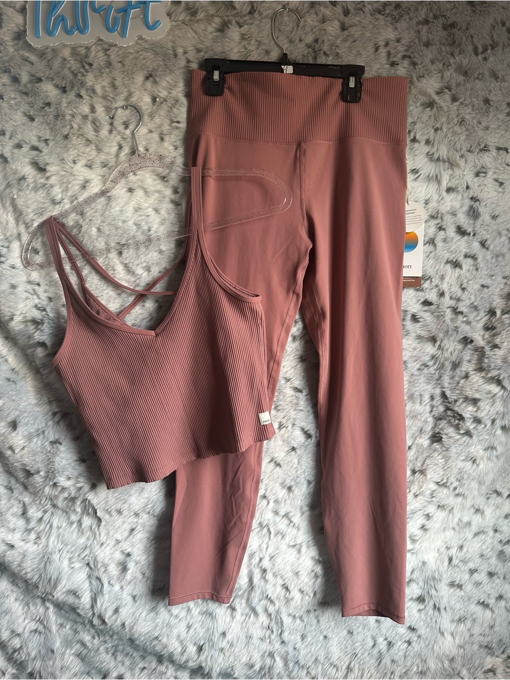 182. Vuori set bundle 2pc large nwt
